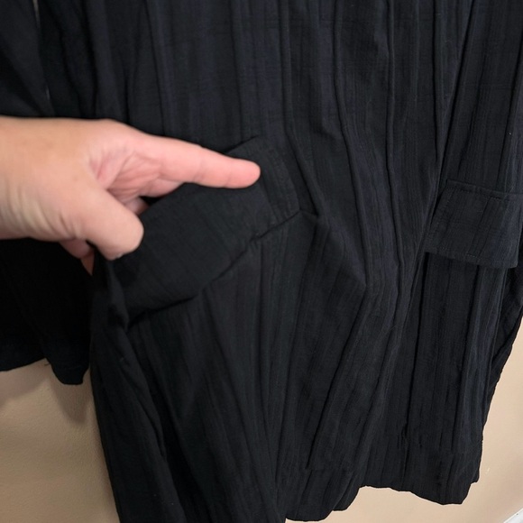 Tuckernuck Pomander Place Tunic Top Mini Dress in Black. Style Y21684T. Large - Picture 7 of 9